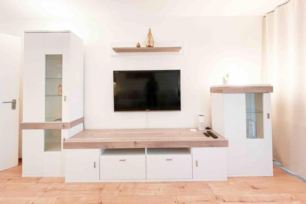 Luxury Home Cinema 2R Apt + Balcony / 65M² 라이프치히 외부 사진